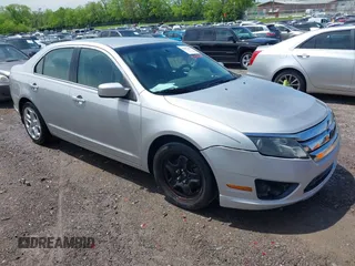 2010 Ford Fusion SE with VIN 3FAHP0HA7AR396107, listed as a IAAI auction lot 42005189 with 1 mi miles. Bid and sale history available at carsss.com. Image 1.