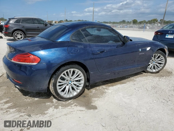 2009 BMW Z4 sDrive35i with VIN WBALM73549E164950, listed as a Copart auction lot 51116685 with 68,801 mi miles and Salvage title. Bid and sale history available at DreamBid. Image 3.