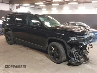 2023 Jeep Grand Cherokee Limited z VIN 1C4RJKBG1P8729145, wystawiony jako IAAI lot #41845325 z przebiegiem 28 512 mil mil oraz . Historia ofert i sprzedaży dostępna na DreamBid. Obrazek 1.