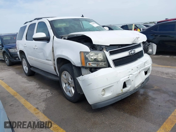 2008 Chevrolet Tahoe 1LT с VIN 1GNFC13018R133979, выставлен на аукционе IAAI как лот 42608904 с пробегом 261 711 миль миль и . История ставок и продаж доступна на DreamBid. Изображение 1.