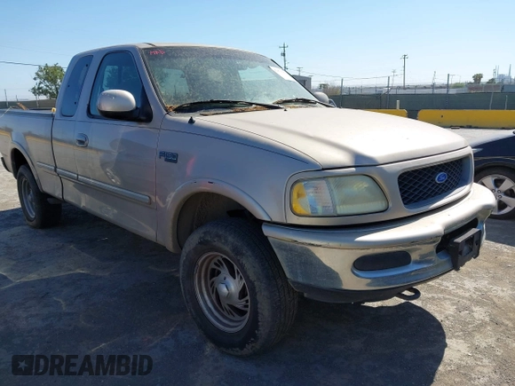 1997 Ford F-150 XL с VIN 1FTDX18W8VND37246, выставлен на аукционе IAAI как лот 42471568 с пробегом 206 485 миль миль и . История ставок и продаж доступна на DreamBid. Изображение 1.