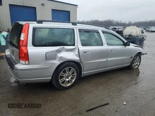 2006 Volvo V70 2.4L with VIN YV1SW612062556973, listed as a Copart auction lot 52235015 with 114,431 mi miles and Salvage Title. Bid and sale history available at DreamBid. Image 3.