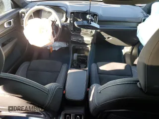 2022 Volvo C40 Recharge Pure Electric Ultimate with VIN YV4ED3GB8N2004020, listed as a Copart auction lot 87205904 with 45,082 mi miles and Salvage Title. Bid and sale history available at carsss.com. Image 8.
