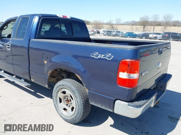 2006 Ford F-150 XLT with VIN 1FTPX14506NA41570, listed as a IAAI auction lot 41963266 with 151,380 mi miles. Bid and sale history available at carsss.com. Image 12.