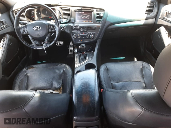 2012 Kia Optima SX z VIN 5XXGR4A60CG044520, wystawiony jako Copart lot #56013155 z przebiegiem 155 487 mil mil oraz Szkoda całkowita • Salvage title. Historia ofert i sprzedaży dostępna na DreamBid. Obrazek 8.