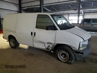 1999 Chevrolet Astro Cargo with VIN 1GCDM19W1XB159028, listed as a Copart auction lot 82447454 with 192,715 mi miles and Salvage Title. Bid and sale history available at carsss.com. Image 4.