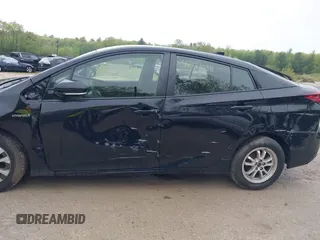 2020 Toyota Prius LE with VIN JTDL9RFU8L3014930, listed as a IAAI auction lot 42171038 with 67,785 mi miles and . Bid and sale history available at DreamBid. Image 12.