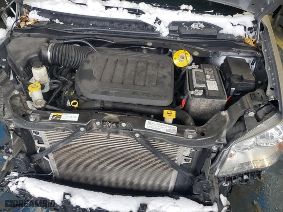 2019 Dodge Grand Caravan SXT with VIN 2C4RDGCG0KR556685, listed as a Copart auction lot 87197364 with 96,054 mi miles and Salvage Title. Bid and sale history available at carsss.com. Image 12.