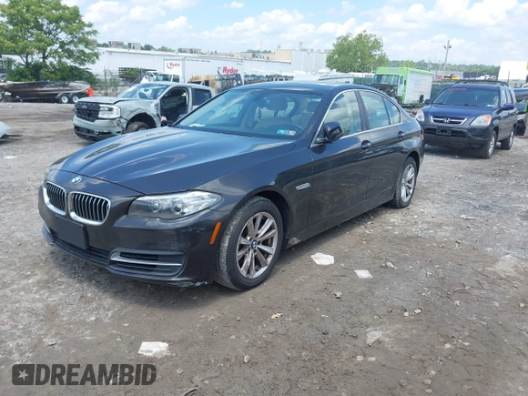 2014 BMW 5 Series 528i xDrive z VIN WBA5A7C55ED619855, wystawiony jako IAAI lot #42398223 z przebiegiem Nie podano mil oraz . Historia ofert i sprzedaży dostępna na DreamBid. Obrazek 16.
