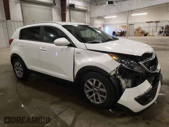 2016 Kia Sportage LX with VIN KNDPBCAC4G7856423, listed as a Copart auction lot 50978535 with 102,437 mi miles and Salvage Title. Bid and sale history available at carsss.com. Image 4.