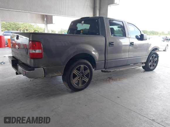 2007 Ford F-150 XLT z VIN 1FTPW12V87FA44038, wystawiony jako IAAI lot #42472376 z przebiegiem 212 287 mil mil oraz . Historia ofert i sprzedaży dostępna na DreamBid. Obrazek 4.