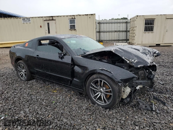 2013 Ford Mustang V6 с VIN 1ZVBP8AM6D5280047, выставлен на аукционе Copart как лот 60972665 с пробегом 172 959 миль миль и Списание • Salvage title. История ставок и продаж доступна на DreamBid. Изображение 4.
