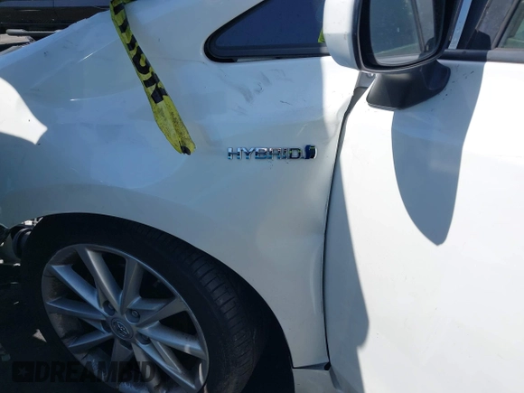 2013 Toyota Prius Two with VIN JTDZN3EU4D3267040, listed as a IAAI auction lot 41922762 with 103,841 mi miles and . Bid and sale history available at carsss.com. Image 18.