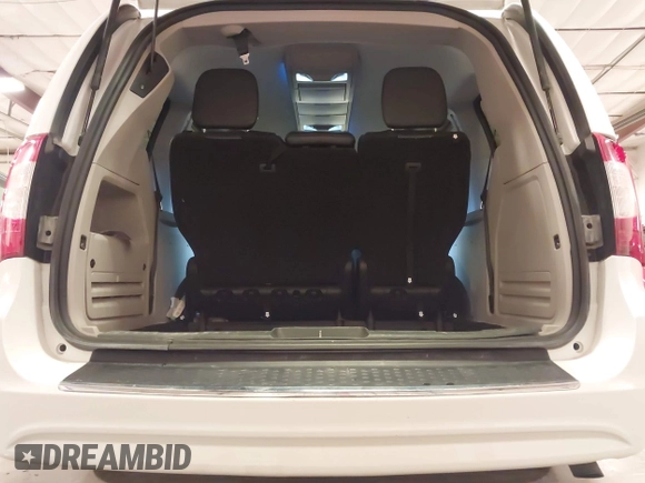 2016 Chrysler Town & Country Touring with VIN 2C4RC1BG1GR185657, listed as a IAAI auction lot 41905462 with 167,142 mi miles and . Bid and sale history available at DreamBid. Image 18.