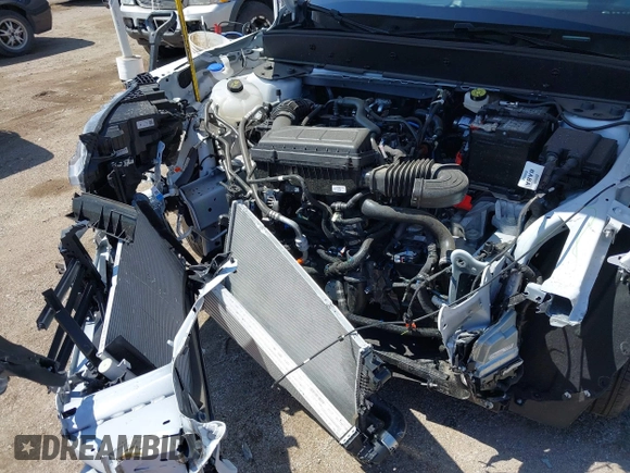 2025 Ford Bronco Sport Outer Banks with VIN 3FMCR9CN3SRE34345, listed as a IAAI auction lot 42081216 with 1,420 mi miles and . Bid and sale history available at DreamBid. Image 18.