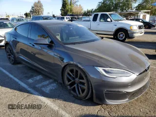 2021 Tesla Model S Long Range z VIN 5YJSA1E58MF434156, wystawiony jako Copart lot #46538425 z przebiegiem 23 510 mil mil oraz Szkoda całkowita • Salvage title. Historia ofert i sprzedaży dostępna na DreamBid. Obrazek 4.