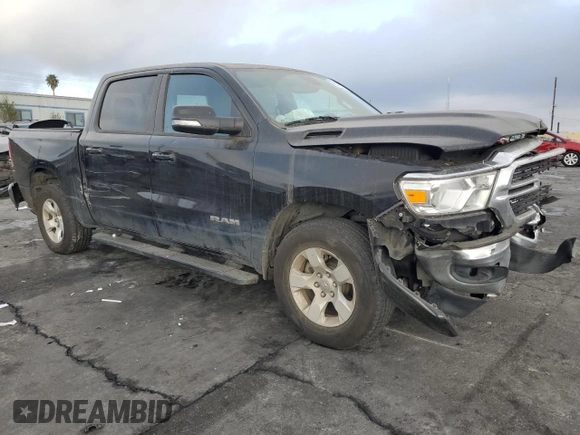 2021 Ram 1500 Big Horn z VIN 1C6RREFG3MN533006, wystawiony jako Copart lot #86377794 z przebiegiem 98 354 mil mil oraz Szkoda całkowita • Salvage title. Historia ofert i sprzedaży dostępna na DreamBid. Obrazek 4.