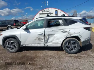 2022 Hyundai Tucson SEL with VIN 5NMJCCAE9NH092286, listed as a IAAI auction lot 41857595 with 27,883 mi miles. Bid and sale history available at carsss.com. Image 15.