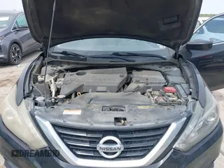 2017 Nissan Altima SR with VIN 1N4AL3AP2HN360514, listed as a IAAI auction lot 41946864 with 163,937 mi miles and . Bid and sale history available at carsss.com. Image 10.