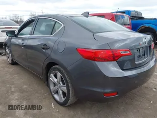 2015 Acura ILX with VIN 19VDE1F38FE008432, listed as a IAAI auction lot 41971273 with 132,811 mi miles. Bid and sale history available at carsss.com. Image 3.