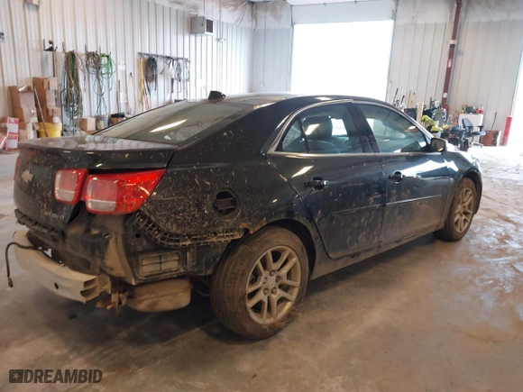 2013 Chevrolet Malibu LT with VIN 1G11C5SA8DF338336, listed as a IAAI auction lot 41830652 with 145,116 mi miles. Bid and sale history available at carsss.com. Image 4.