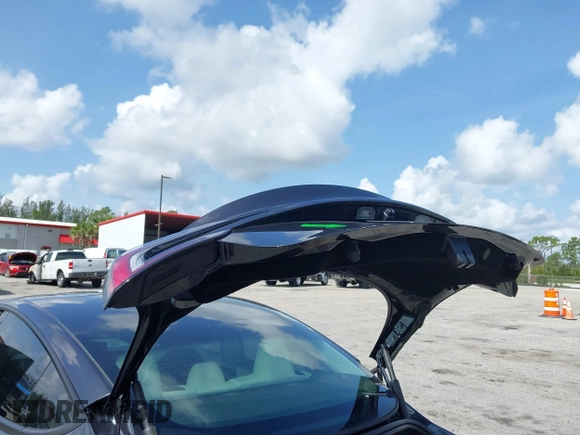 2025 Tesla Model 3 Long Range with VIN 5YJ3E1EA7SF940208, listed as a IAAI auction lot 42433793 with 1,983 mi miles and . Bid and sale history available at DreamBid. Image 20.