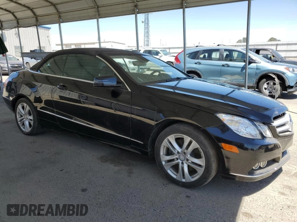 2011 Mercedes-Benz E 350 with VIN WDDKK5GF7BF085337, listed as a Copart auction lot 57817775 with 61,072 mi miles and Clean title. Bid and sale history available at DreamBid. Image 4.