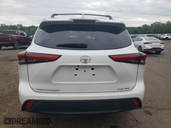 2022 Toyota Highlander XLE with VIN 5TDGZRBH0NS589020, listed as a Copart auction lot 62696015 with 36,131 mi miles and Salvage title. Bid and sale history available at DreamBid. Image 6.
