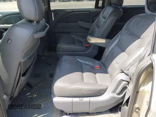 2006 Honda Odyssey Touring с VIN 5FNRL38816B012601, выставлен на аукционе IAAI как лот 42148571 с пробегом 278 590 миль миль и . История ставок и продаж доступна на DreamBid. Изображение 8.