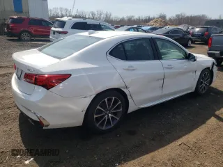 2018 Acura TLX w/Technology Pkg with VIN 19UUB2F59JA007083, listed as a Copart auction lot 47196053 with 61,310 mi miles. Bid and sale history available at carsss.com. Image 3.