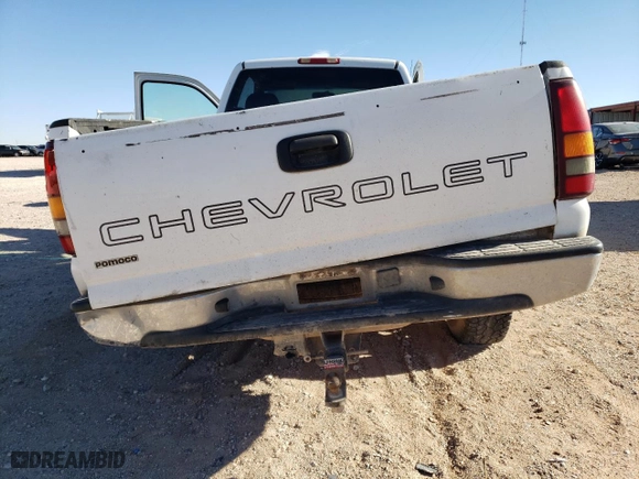 2002 Chevrolet Silverado 1500 LS with VIN 1GCEK14V02Z205165, listed as a Copart auction lot 84061264 with 272,608 mi miles and Salvage Title. Bid and sale history available at carsss.com. Image 10.