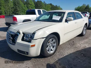 2007 Chrysler 300 Touring z VIN 2C3KA53G17H715729, wystawiony jako IAAI lot #41999282 z przebiegiem 130 444 mil mil oraz . Historia ofert i sprzedaży dostępna na DreamBid. Obrazek 17.