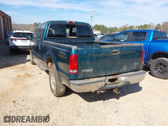 1999 Ford Super Duty F-250 XL with VIN 1FTNW21S2XEE10313, listed as a IAAI auction lot 41825300 with 150,619 mi miles. Bid and sale history available at carsss.com. Image 3.