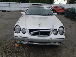2002 Mercedes-Benz E-Class with VIN WDBJF65J62B473334, listed as a Copart auction lot 78078894 with 136,073 mi miles and Salvage Title. Bid and sale history available at carsss.com. Image 5.