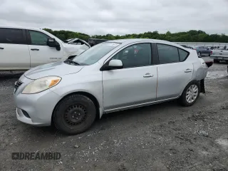2013 Nissan Versa S with VIN 3N1CN7AP3DL876365, listed as a Copart auction lot 58716015 with 138,510 mi miles and Salvage title. Bid and sale history available at DreamBid. Image 1.