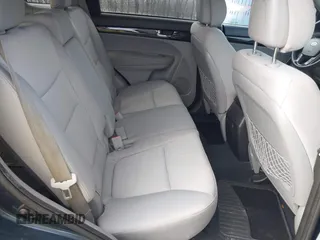 2012 Kia Sorento LX with VIN 5XYKT4A68CG197508, listed as a IAAI auction lot 42082566 with 195,862 mi miles. Bid and sale history available at carsss.com. Image 8.