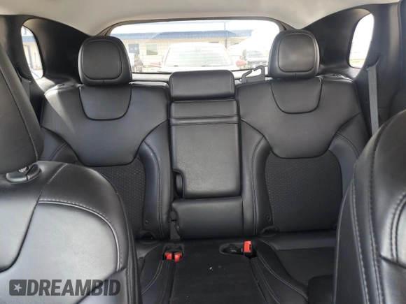 2019 Jeep Cherokee Latitude Plus with VIN 1C4PJMLB3KD405121, listed as a Copart auction lot 55974375 with 39,640 mi miles and Salvage title. Bid and sale history available at DreamBid. Image 10.