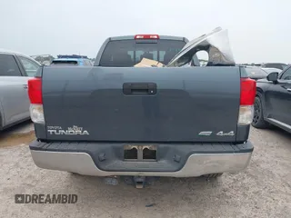 2010 Toyota Tundra z VIN 5TFUW5F10AX137509, wystawiony jako IAAI lot #42061138 z przebiegiem 139 128 mil mil oraz . Historia ofert i sprzedaży dostępna na DreamBid. Obrazek 16.