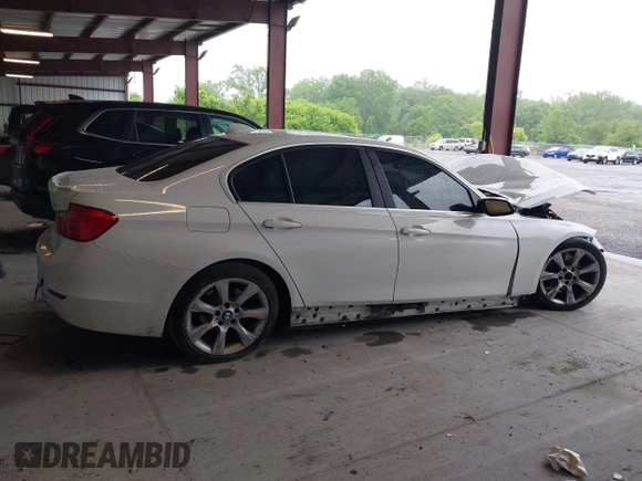 2015 BMW 3 Series 328i xDrive with VIN WBA3B3G55FNR86497, listed as a IAAI auction lot 42350645 with 56,688 mi miles and . Bid and sale history available at DreamBid. Image 13.