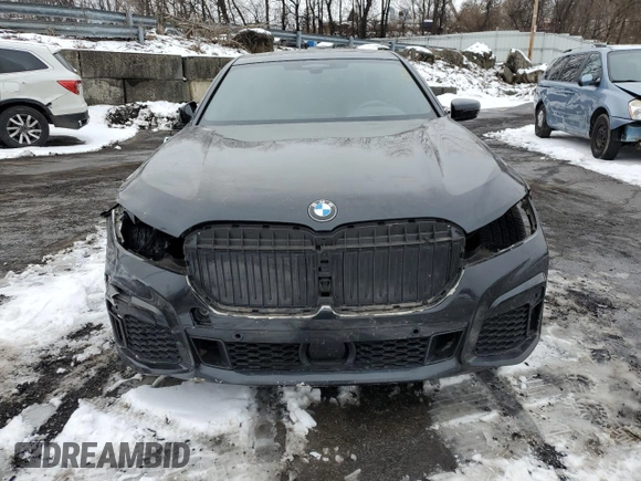 2020 BMW 7 Series 740i with VIN WBA7T2C05LGL18038, listed as a Copart auction lot 41997975 with 74,868 mi miles and Salvage Title. Bid and sale history available at carsss.com. Image 5.
