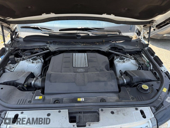 2016 Land Rover Range Rover HSE with VIN SALGS2VF9GA278734, listed as a IAAI auction lot 42844978 with 82,556 mi miles and . Bid and sale history available at DreamBid. Image 10.