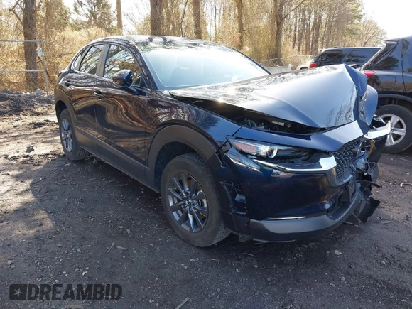 2024 Mazda CX-30 S z VIN 3MVDMBAM8RM634233, wystawiony jako IAAI lot #41820443 z przebiegiem 8 540 mil mil oraz . Historia ofert i sprzedaży dostępna na DreamBid. Obrazek 1.