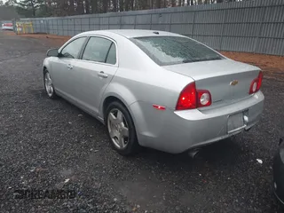 2009 Chevrolet Malibu 2LT with VIN 1G1ZJ577294239908, listed as a IAAI auction lot 41039698 with 111,473 mi miles and . Bid and sale history available at DreamBid. Image 3.