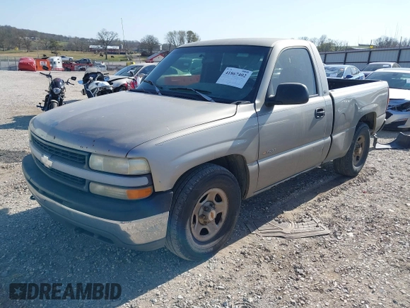 1999 Chevrolet Silverado 1500 with VIN 1GCEC14W3XZ208204, listed as a IAAI auction lot 41867402 with 316,197 mi miles. Bid and sale history available at carsss.com. Image 2.