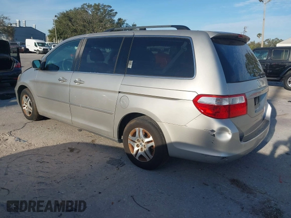 2005 Honda Odyssey EX-L with VIN 5FNRL38645B419566, listed as a IAAI auction lot 42104083 with 255,274 mi miles and . Bid and sale history available at carsss.com. Image 3.