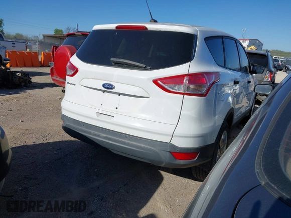 2013 Ford Escape S with VIN 1FMCU0F74DUD19224, listed as a IAAI auction lot 42020707 with 211,040 mi miles. Bid and sale history available at carsss.com. Image 4.