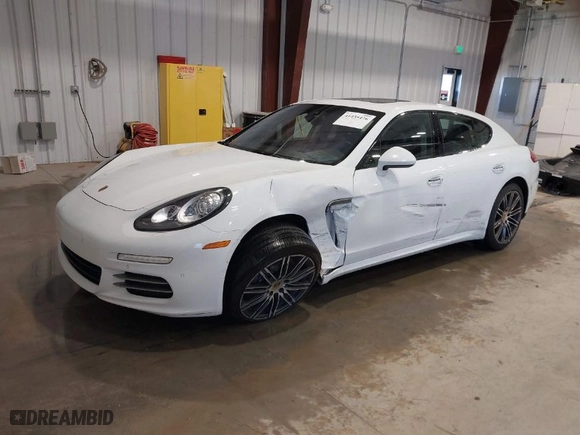 2016 Porsche Panamera 4 with VIN WP0AA2A71GL000087, listed as a IAAI auction lot 41435476 with NaN miles. Bid and sale history available at carsss.com. Image 2.
