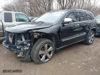2011 Jeep Grand Cherokee Limited with VIN 1J4RR5GG1BC522483, listed as a IAAI auction lot 41551692 with 186,339 mi miles. Bid and sale history available at carsss.com. Image 6.