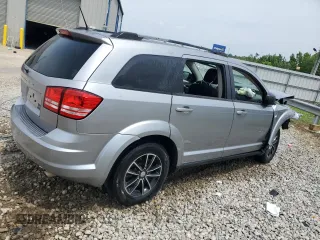 2017 Dodge Journey SE z VIN 3C4PDCAB5HT568425, wystawiony jako Copart lot #57080225 z przebiegiem 120 197 mil mil oraz Czysty tytuł • Clean title. Historia ofert i sprzedaży dostępna na DreamBid. Obrazek 3.