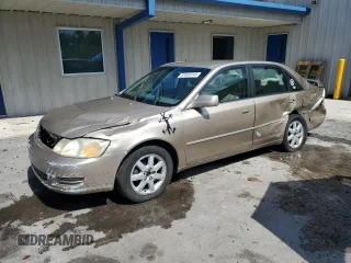 2002 Toyota Avalon XL z VIN 4T1BF28B72U261478, wystawiony jako Copart lot #57638745 z przebiegiem 146 479 mil mil oraz Szkody całkowita. Historia ofert i sprzedaży dostępna na DreamBid. Obrazek 1.